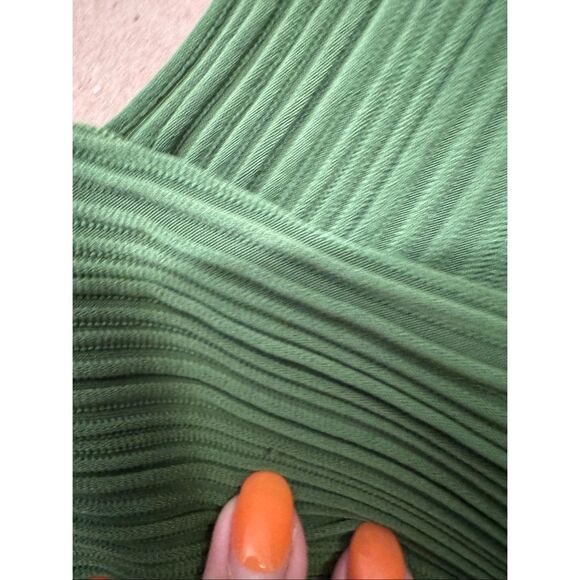 Robin Piccone One Piece - Picture 4 of 8